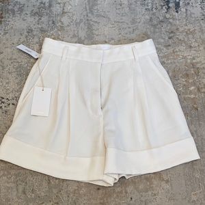 Wilfred Labyrinth Pleated Shorts